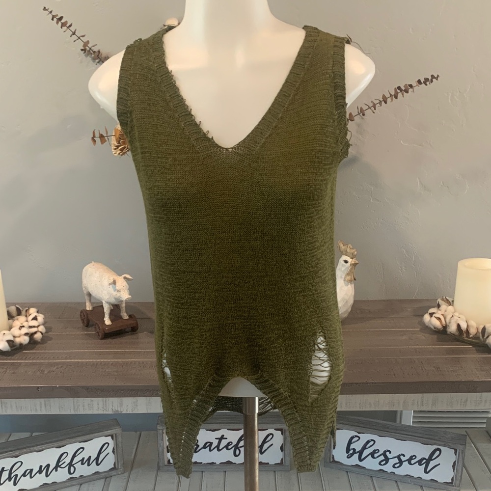 Chic Olive Green Knit Tank Top